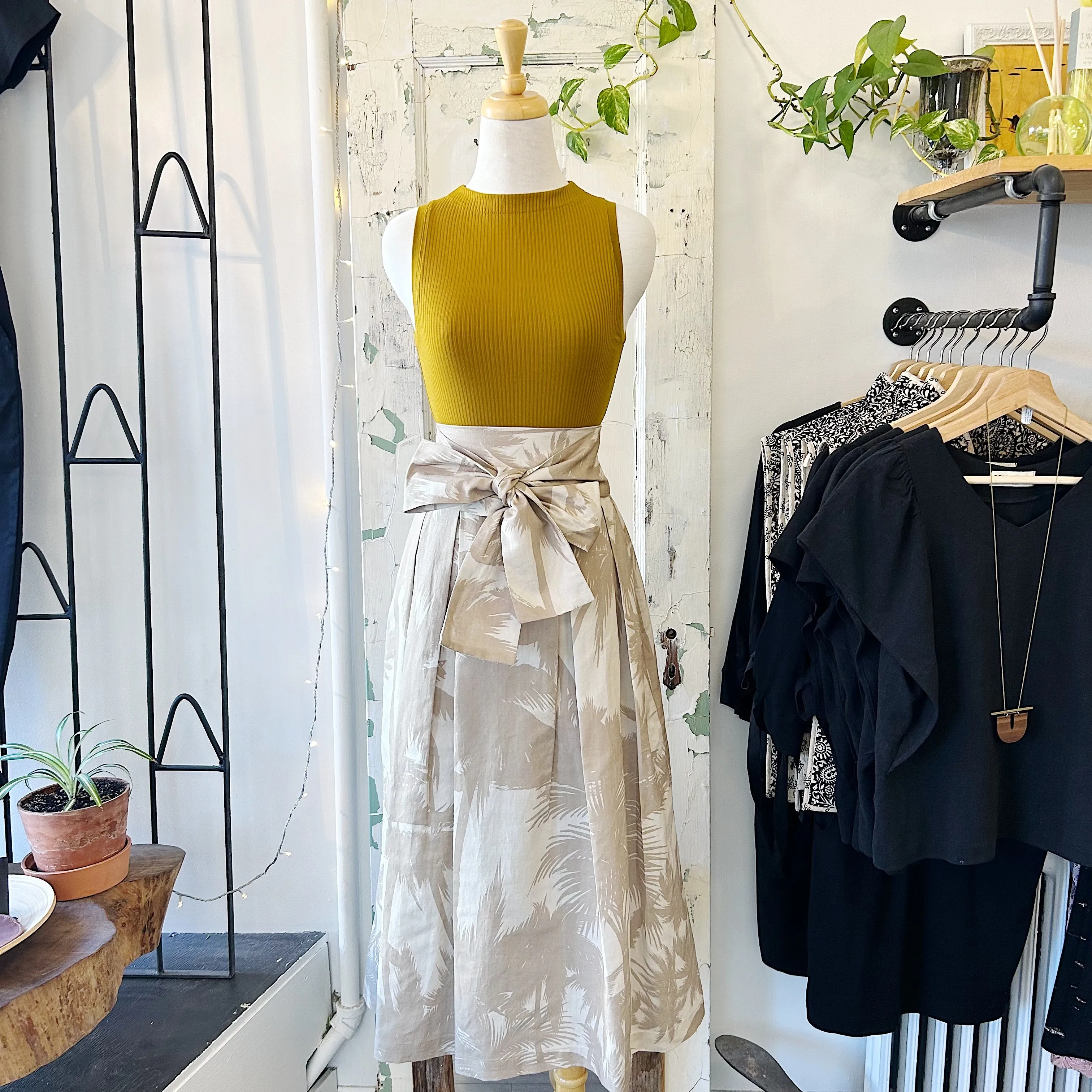 Bodybag by Jude // Paloma Belted Skirt Palmier