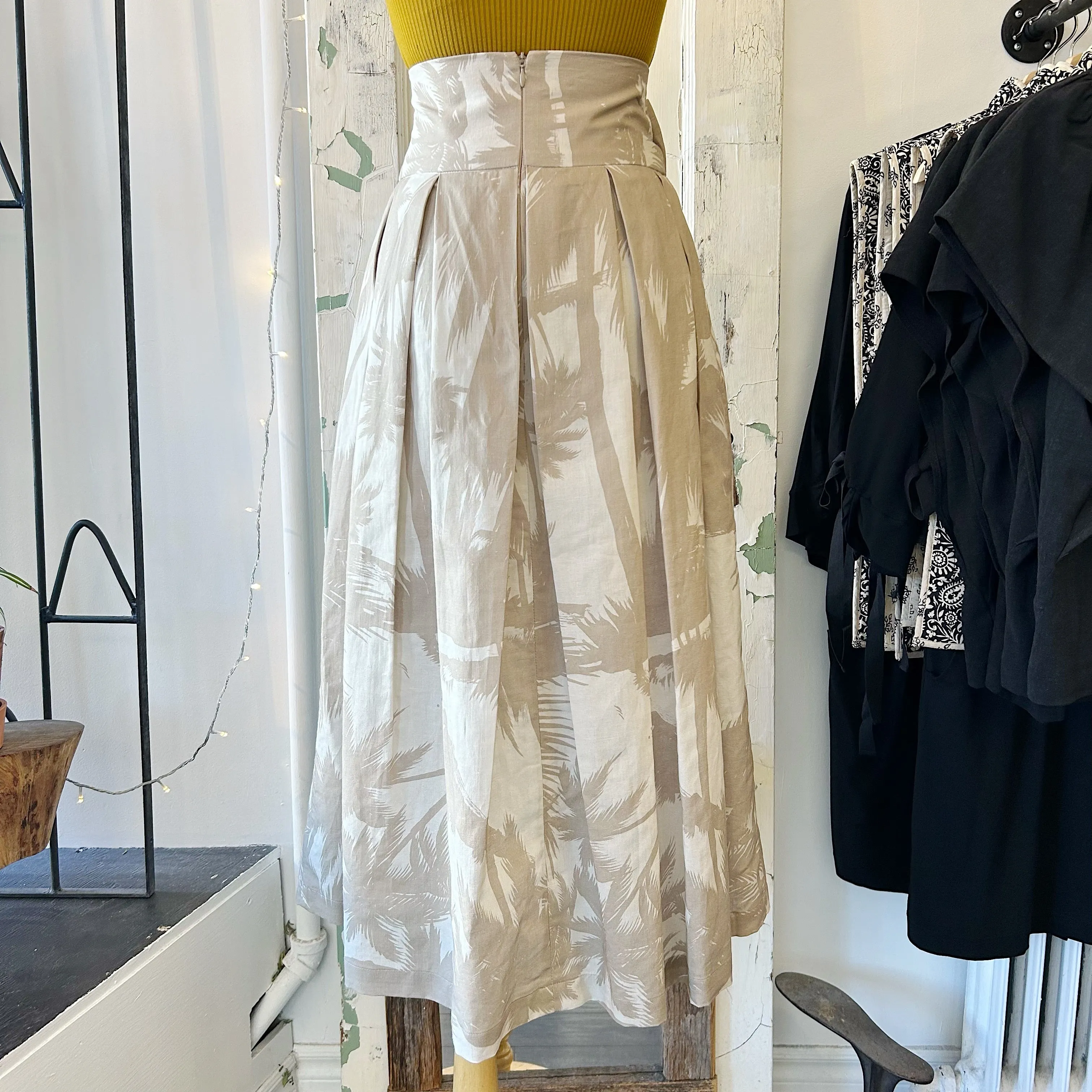 Bodybag by Jude // Paloma Belted Skirt Palmier