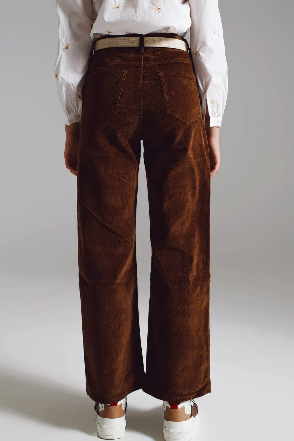 Cropped Cord Pants In Brown