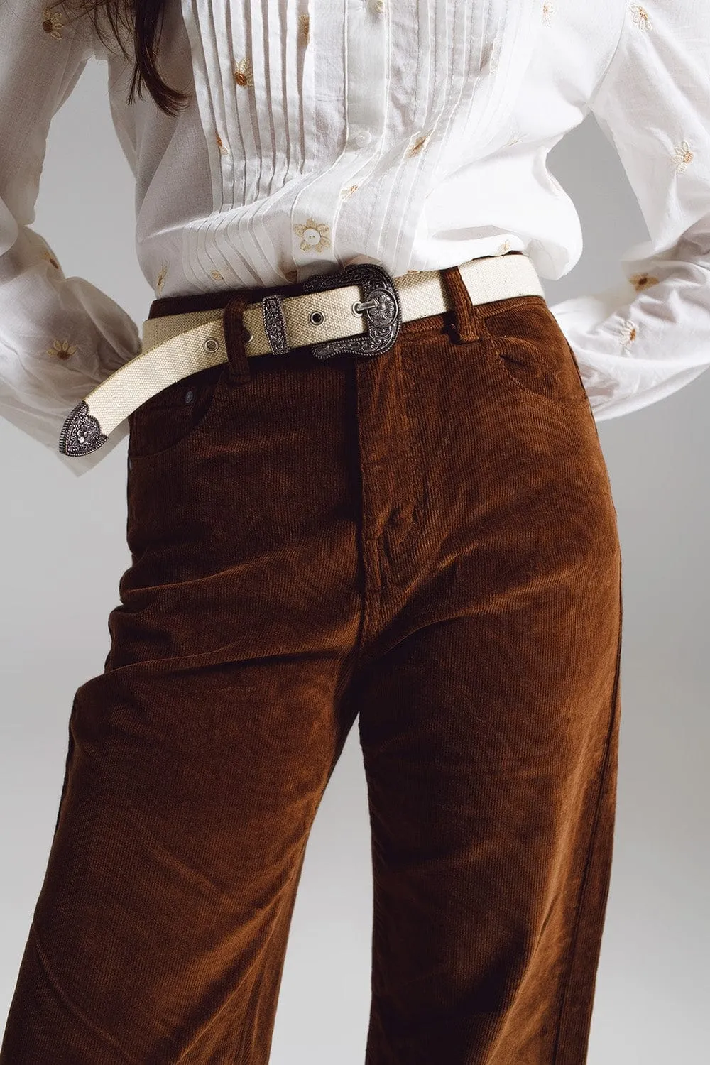 Cropped Cord Pants In Brown
