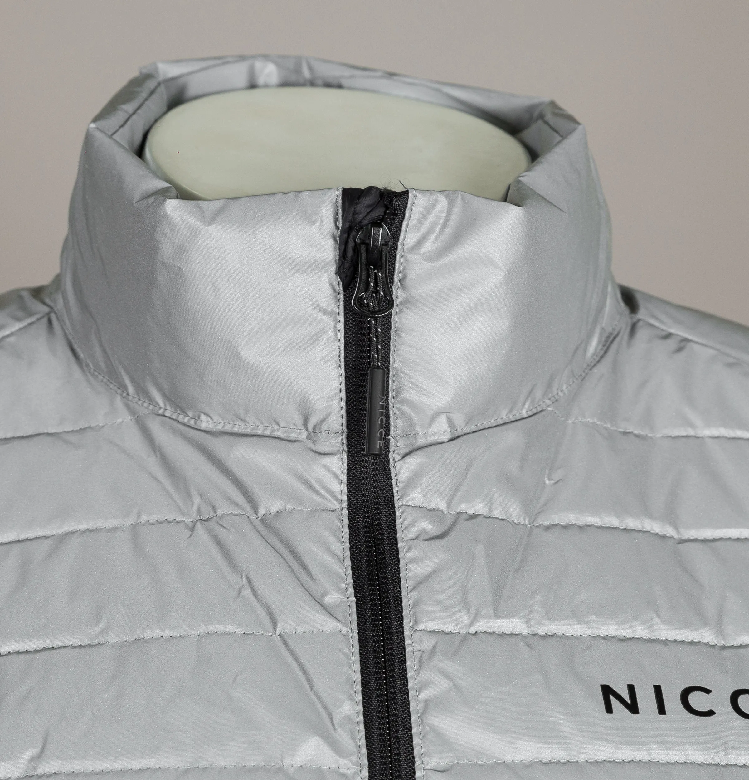 Nicce Maidan Gilet Silver